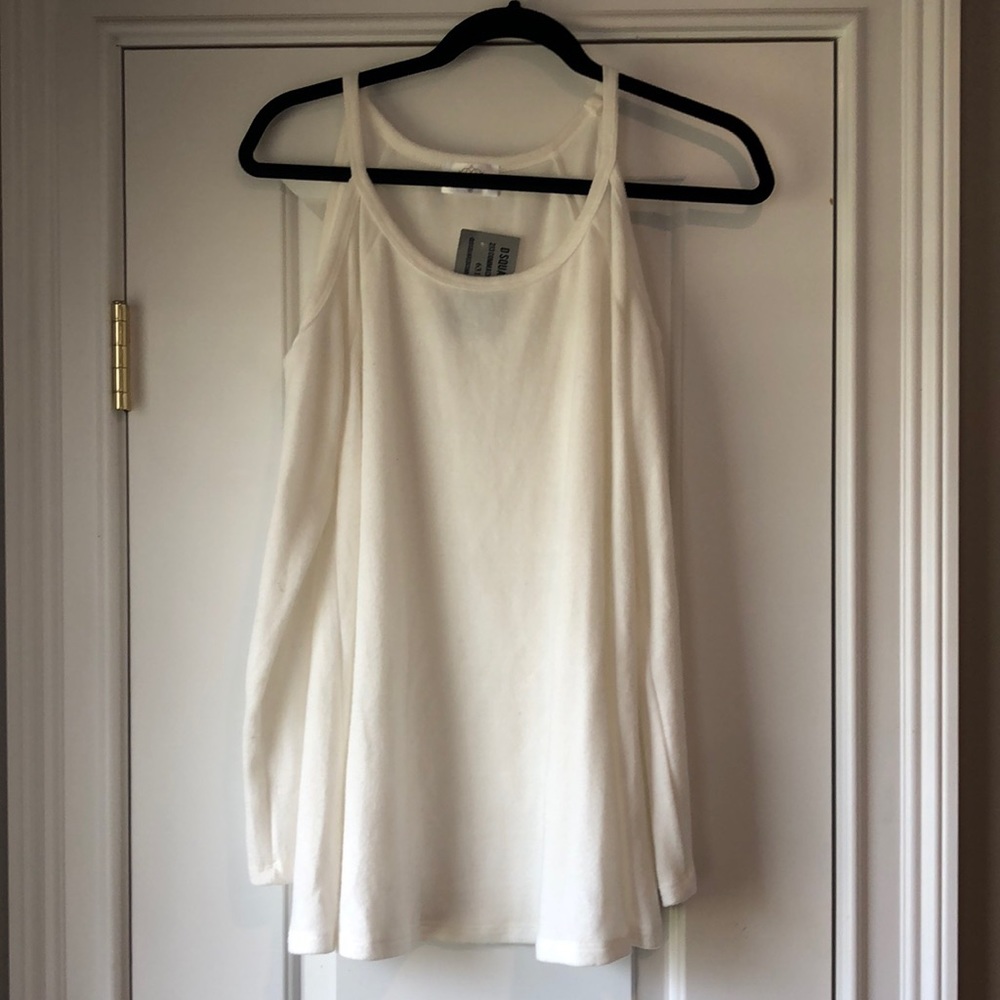 Cream color cold shoulder long sleeve top- new with tags - medium